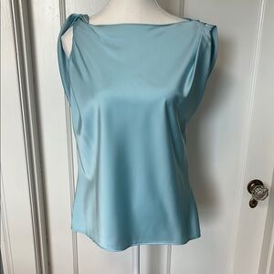 Banana Republic Blue Sleeveless Blouse with Elegant Neckline